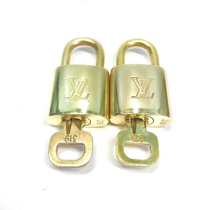 LOUIS VUITTON PadLock & Key 2Pcs set Brass Gold Number random (Authentic)